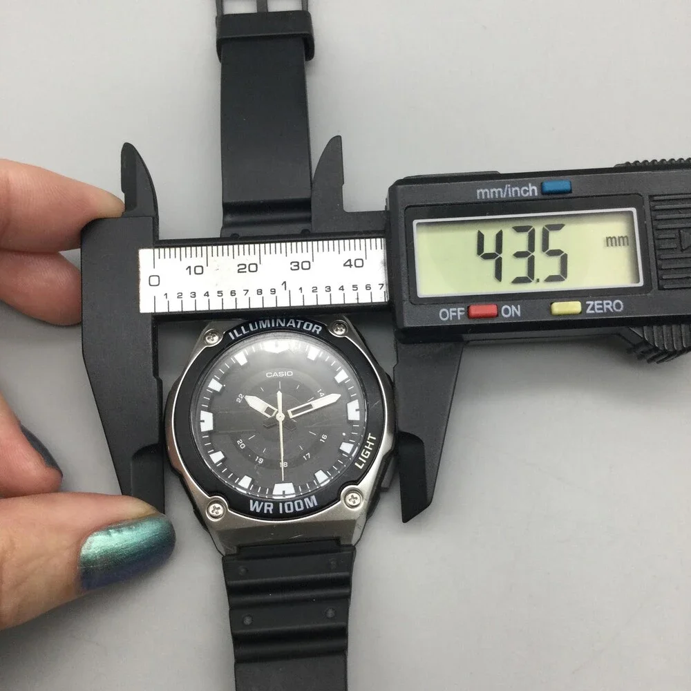 Casio Illuminator 5577 MWC-100H Mens Watch 44mm Black Dial New Battery